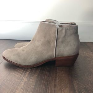 Sam Edelman Petty Chelsea Boots size 6 NWB